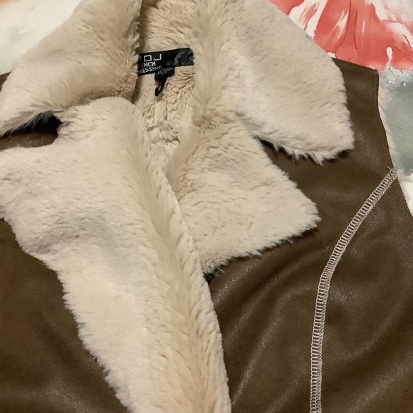 FDJ French Dressing  VEST - Picture 4 of 7